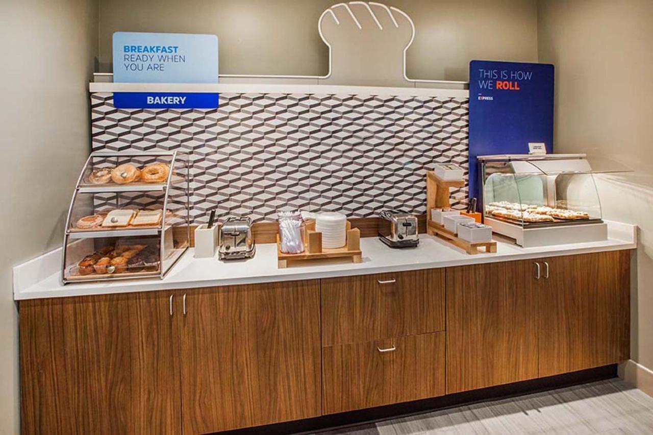 Holiday Inn Express Johnson City By Ihg Eksteriør billede